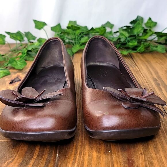 Forever Young Shoes. Vintage. Faux Leather. Size 7. - Picture 4 of 6